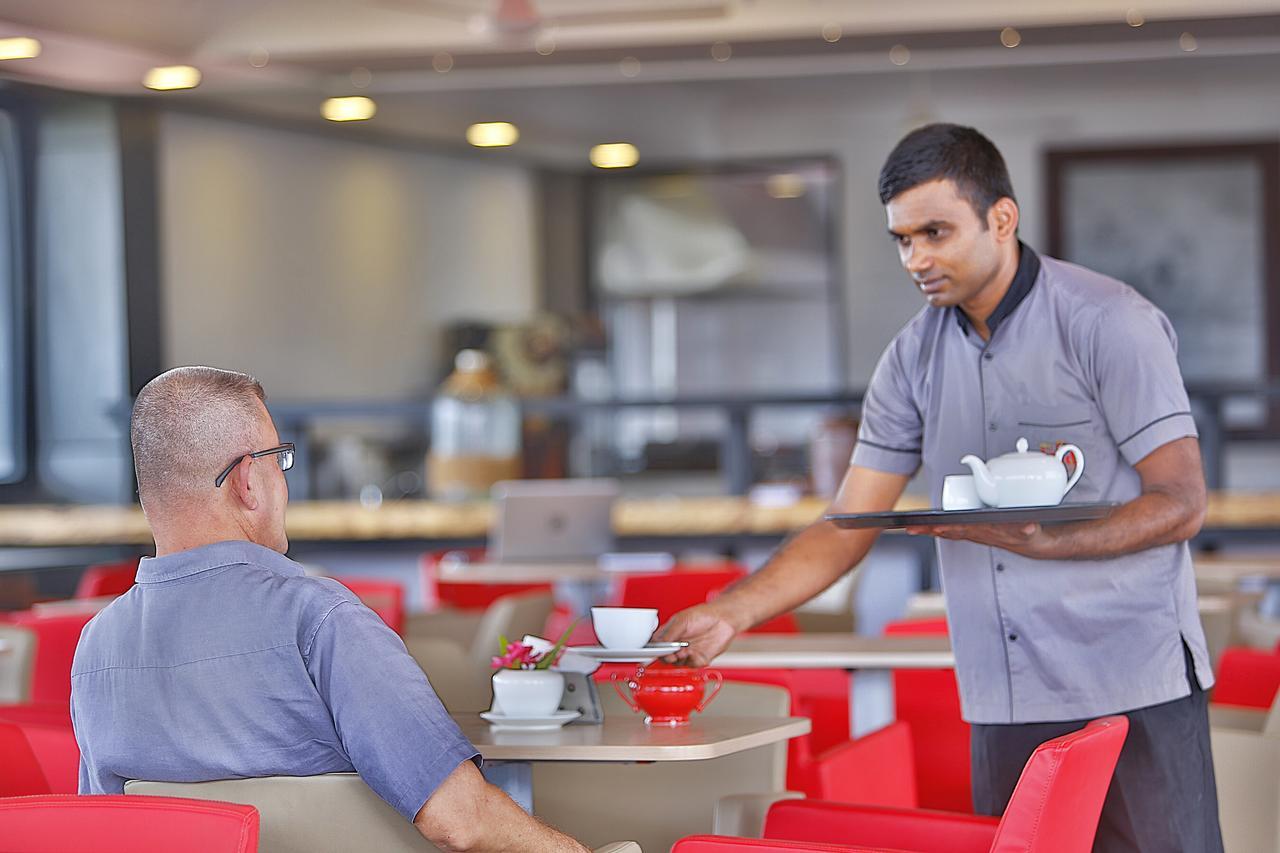 Earl'S Red Colombo Hotell Eksteriør bilde