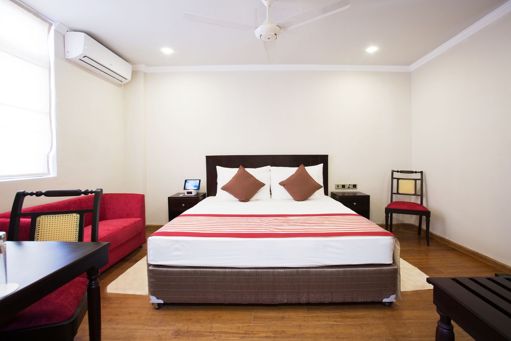 Earl'S Red Colombo Hotell Eksteriør bilde