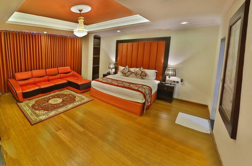 Earl'S Red Colombo Hotell Eksteriør bilde
