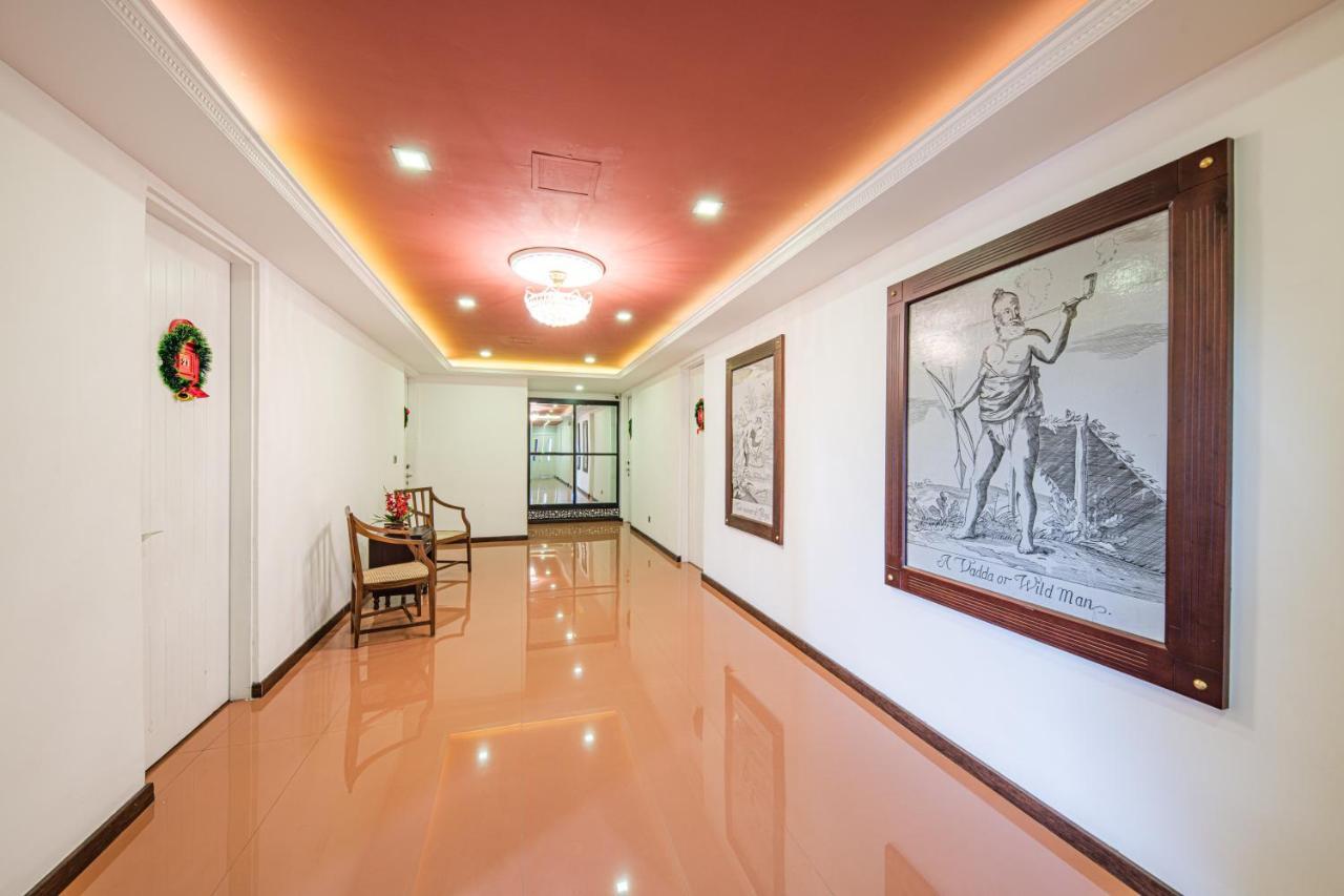 Earl'S Red Colombo Hotell Eksteriør bilde
