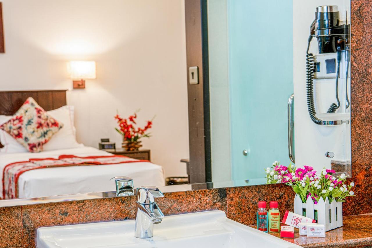 Earl'S Red Colombo Hotell Eksteriør bilde