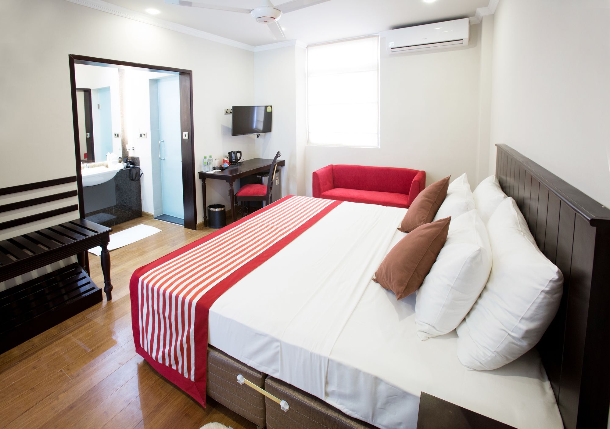 Earl'S Red Colombo Hotell Eksteriør bilde